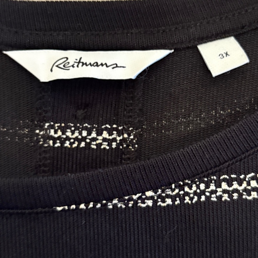 Reitmans Black & White Striped Knit Top Button Back – Plus Size 3X EUC - Picture 6 of 13